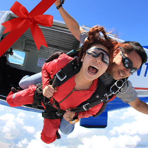Reserve your gift skydive here!